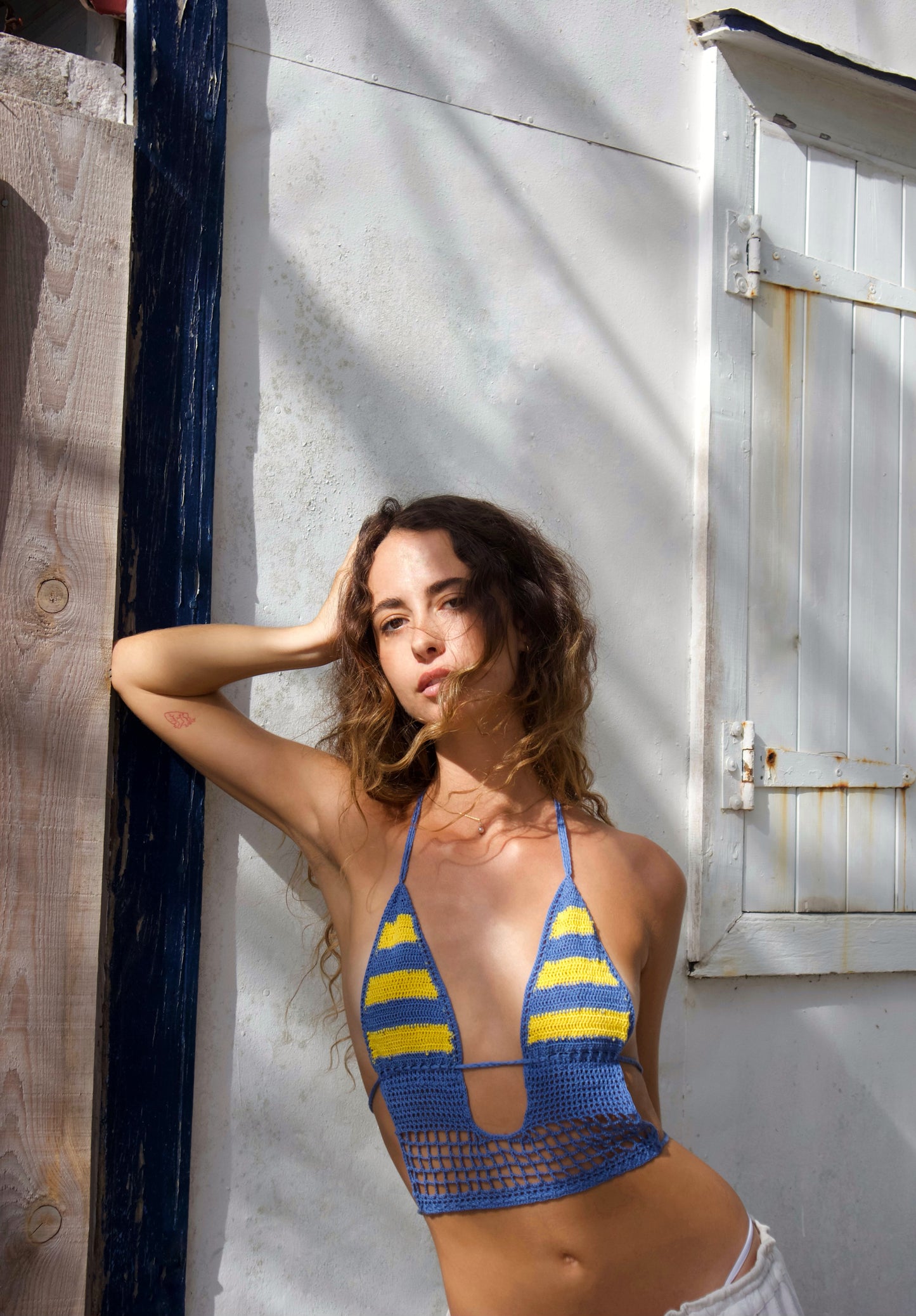 LAGOON CROCHET TOP