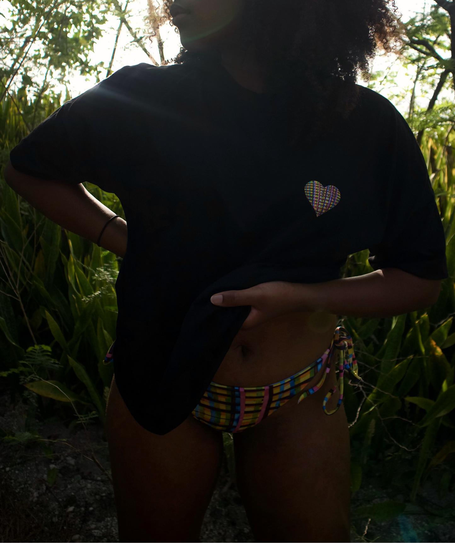 CARIBBEAN HEART - DARK OVERSIZED UNISEX T-SHIRT
