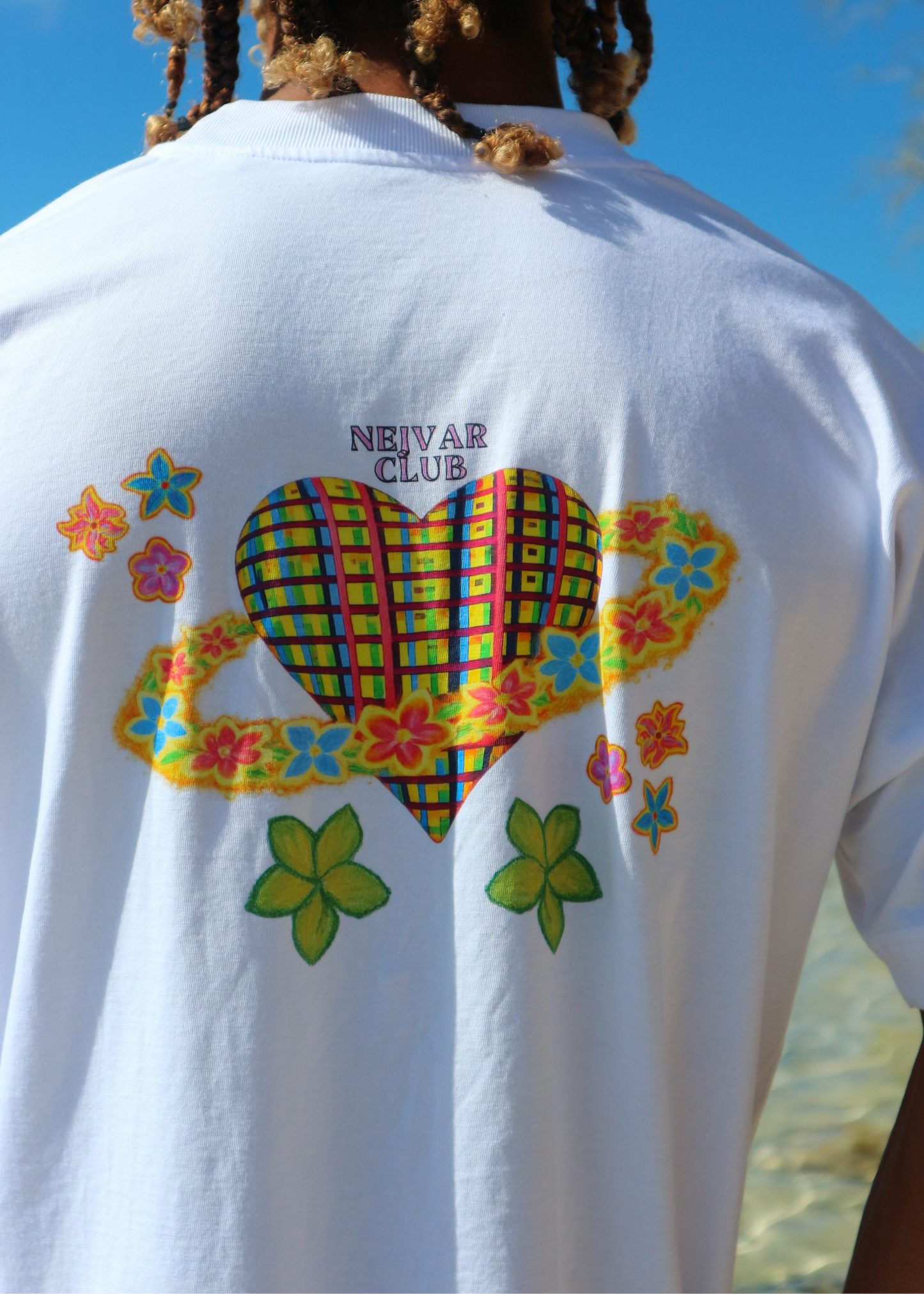 ISLAND HEART - WHITE OVERSIZED UNISEX T-SHIRT