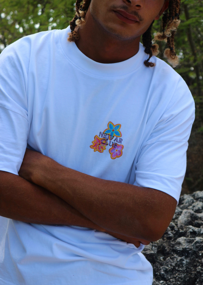 ISLAND HEART - WHITE OVERSIZED UNISEX T-SHIRT