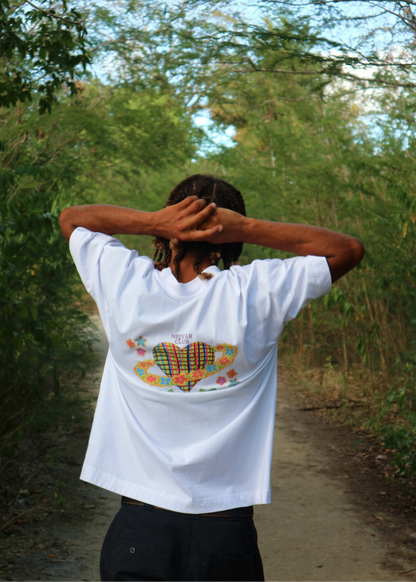 ISLAND HEART - WHITE OVERSIZED UNISEX T-SHIRT